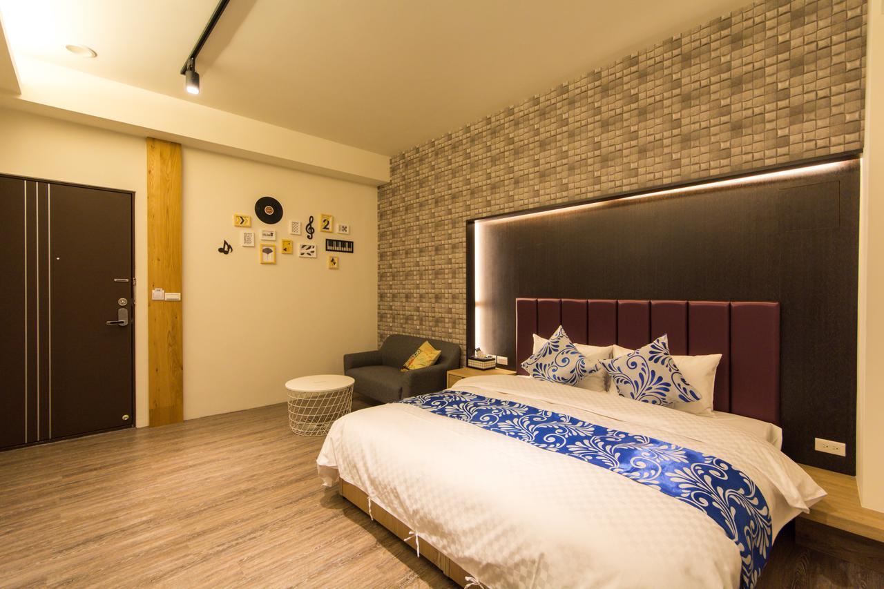 An Ping Shisan Hostel Tainan Extérieur photo
